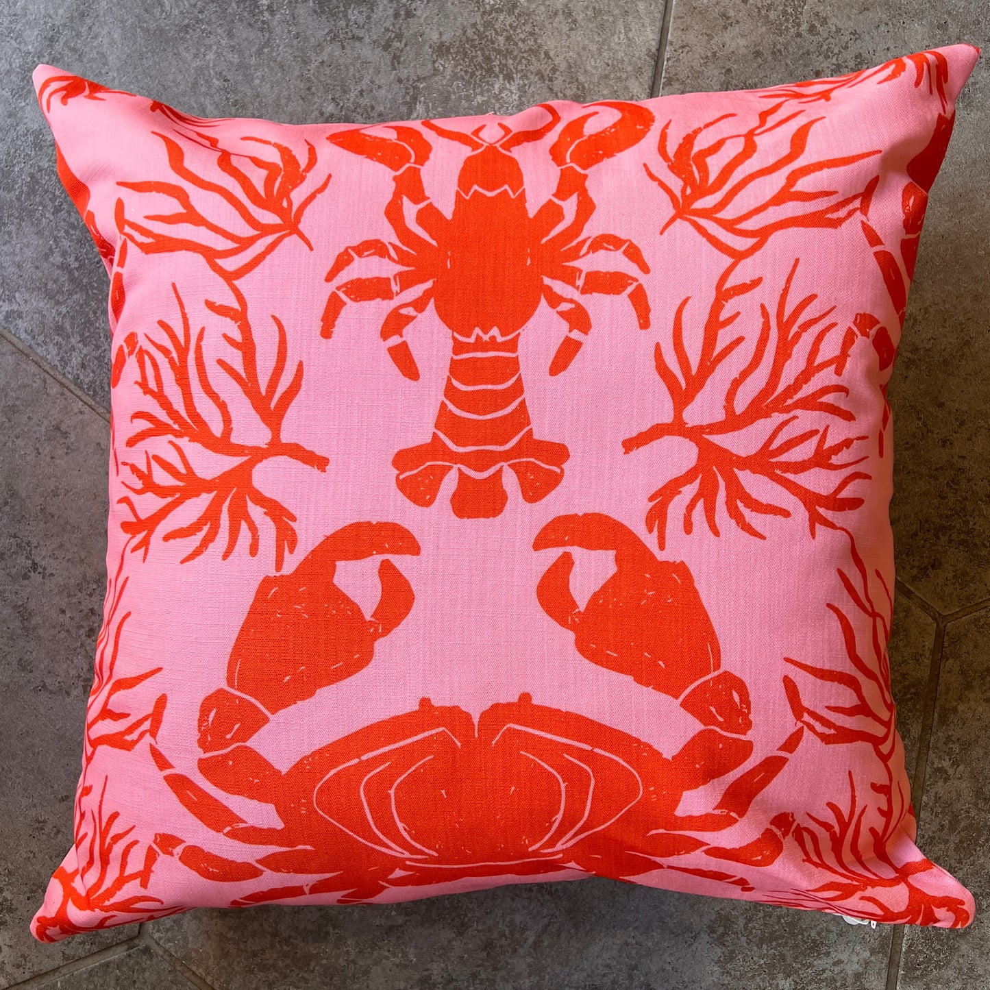 LL Lobster Cushion Exclusive (with Inner)