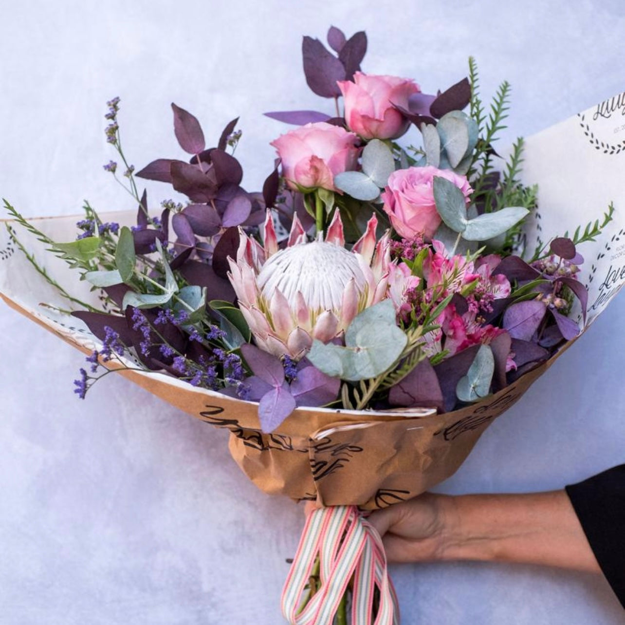 - Petite Bouquet