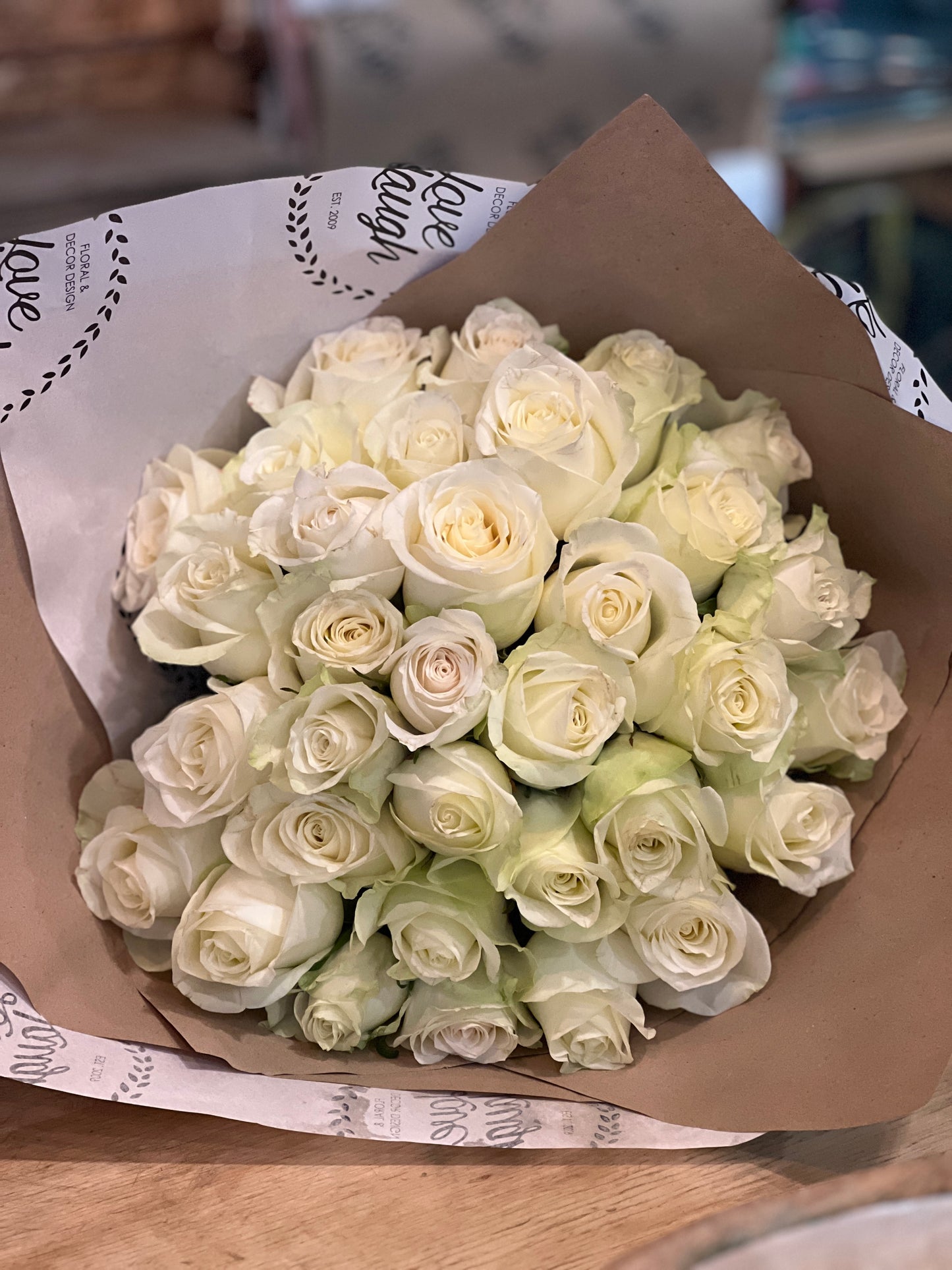 ROSES WHITE Stem